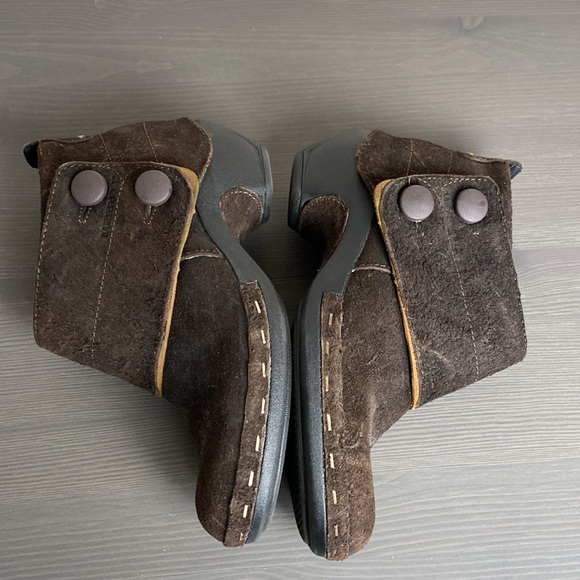MERRELL Luxe Button Espresso Brown Suede Staple Clogs Ankle Booties Size 7 - Picture 8 of 11